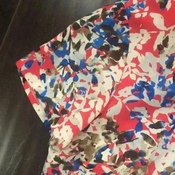 🌸4/$30🌸J.CREW | Floral super soft t-shirt - Picture 5 of 8